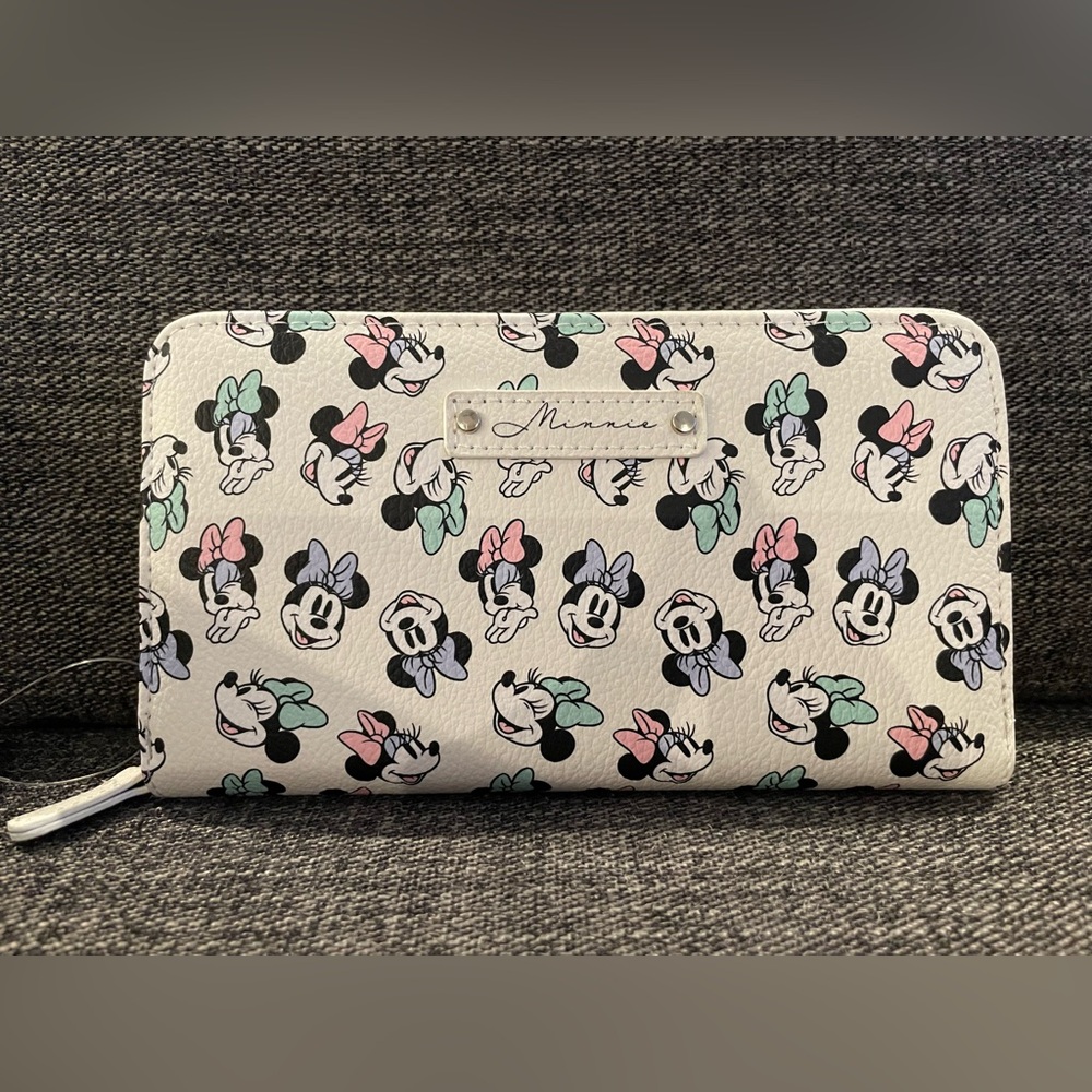 Minnie Mouse Patterned Zip Wallet - White with Pastel Bows